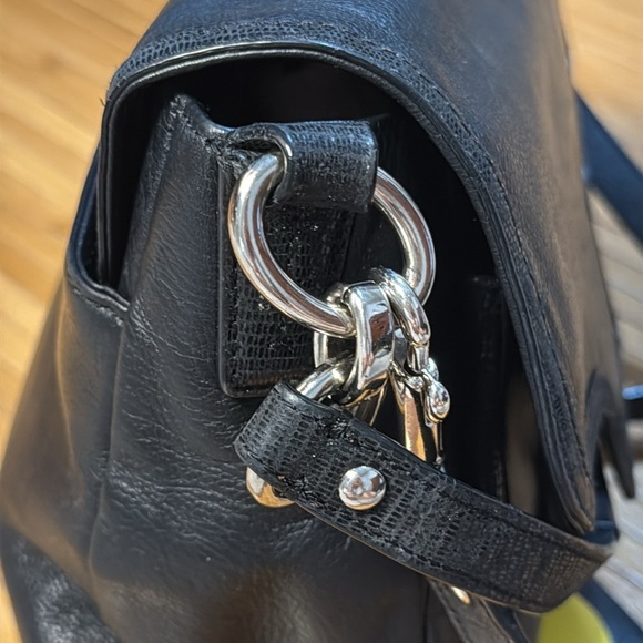 Coach Taylor Black Leather Bag - Picture 7 of 9